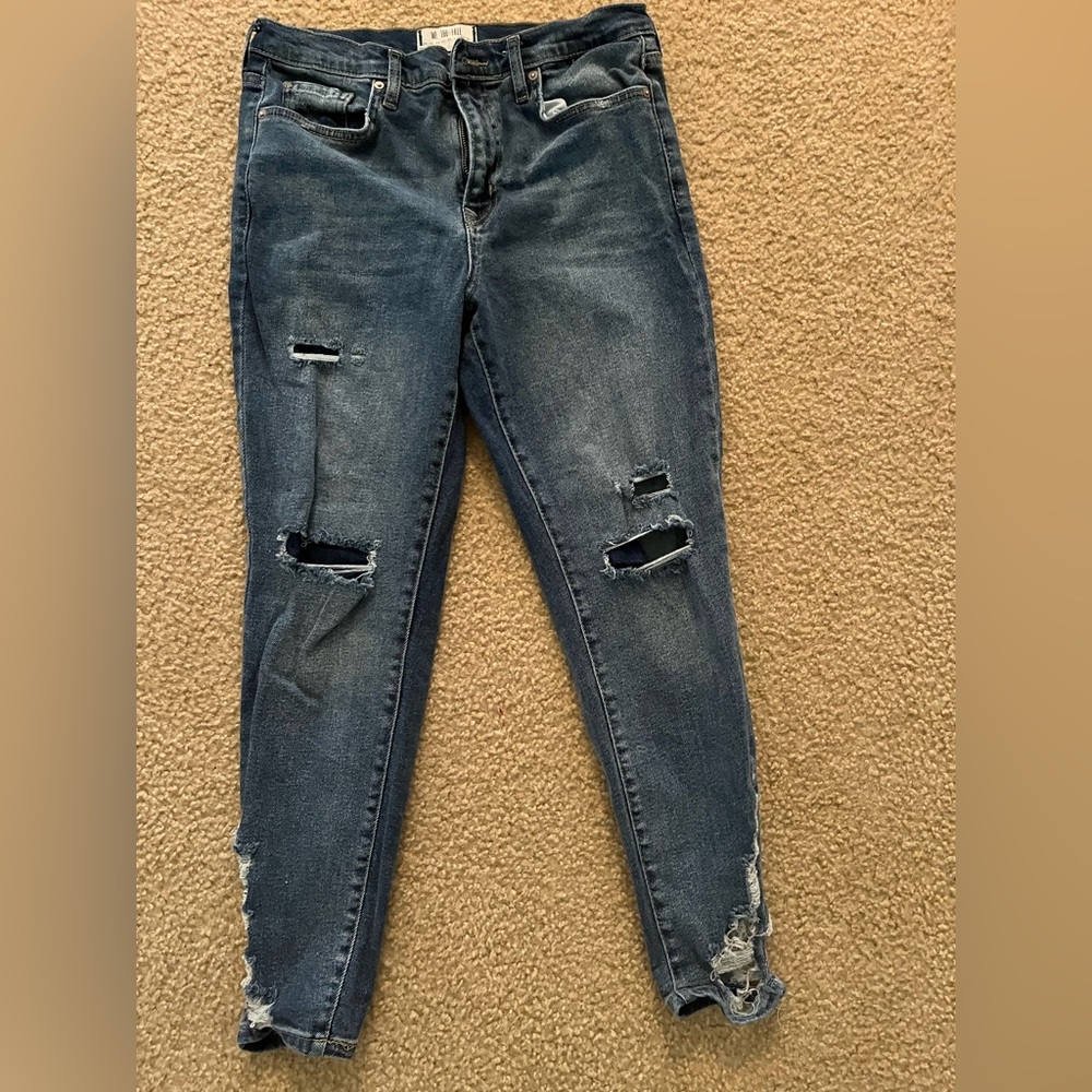 Free People Women’s Skinny Ripped Jeans
